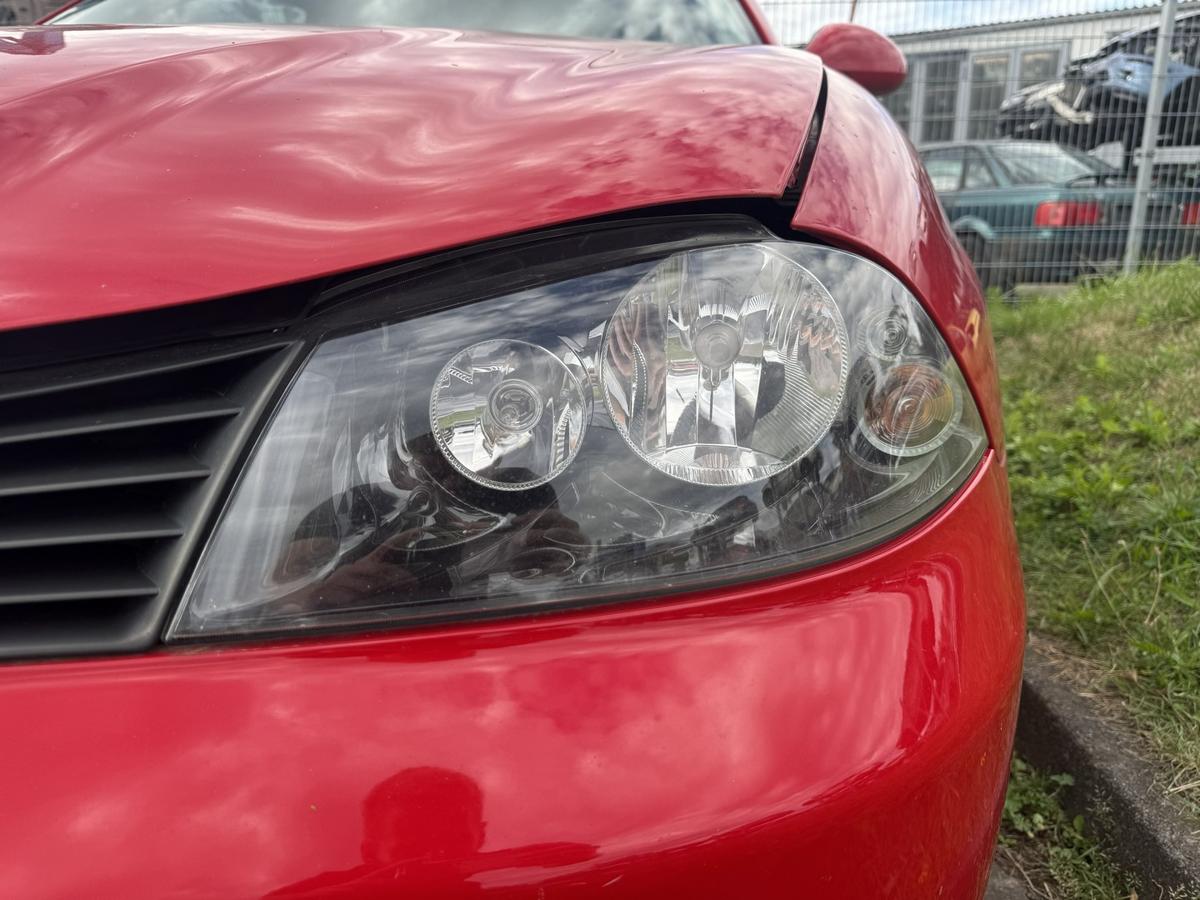 Seat Ibiza 6L original Scheinwerfer vorn links Halogen Bj.2006